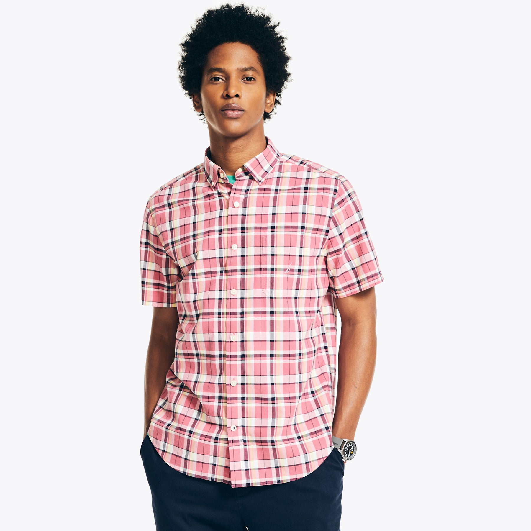 Nautica Mens Sustainably Crafted Plaid Short-Sleeve Shirt
