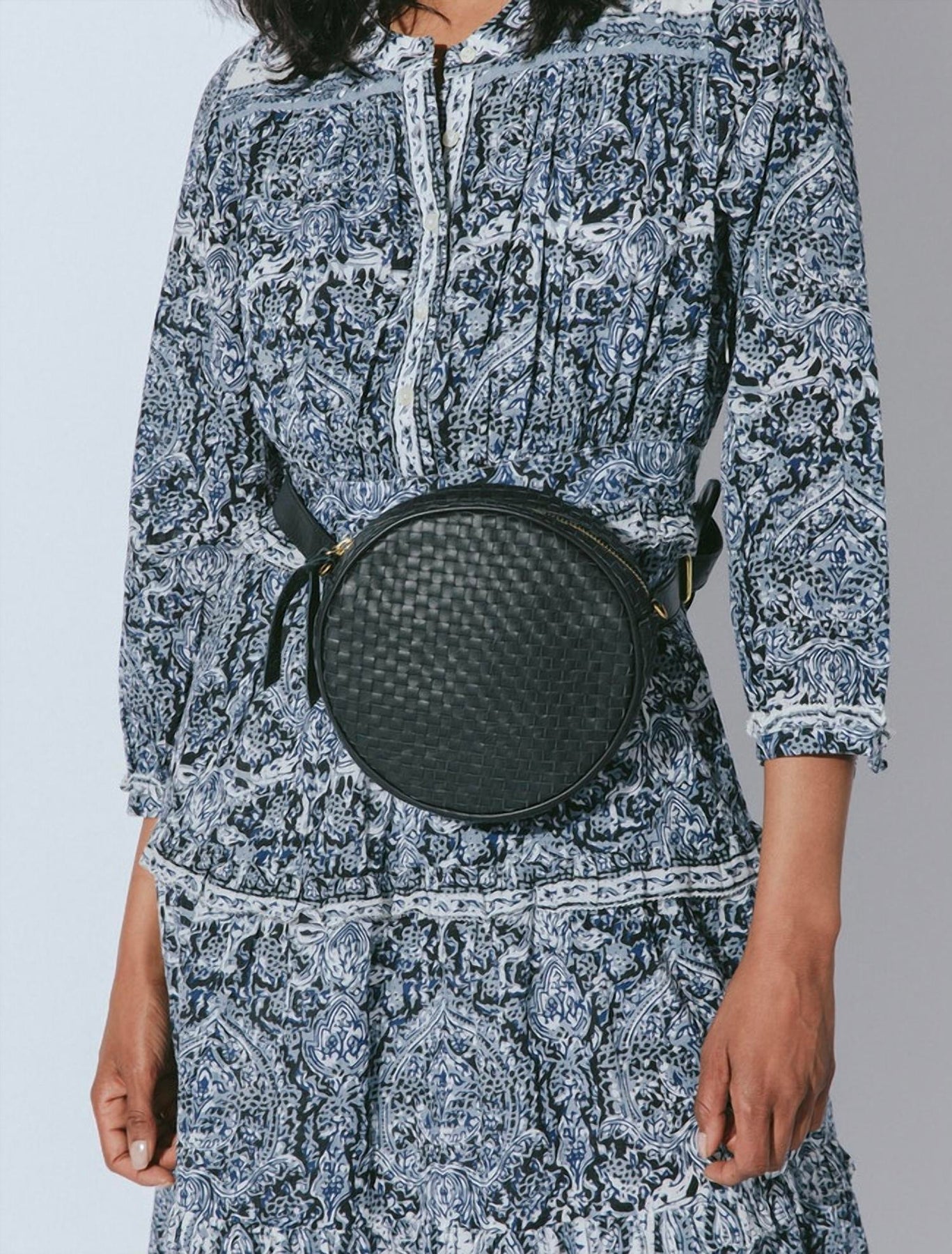 Giselle Fanny Bag In Black