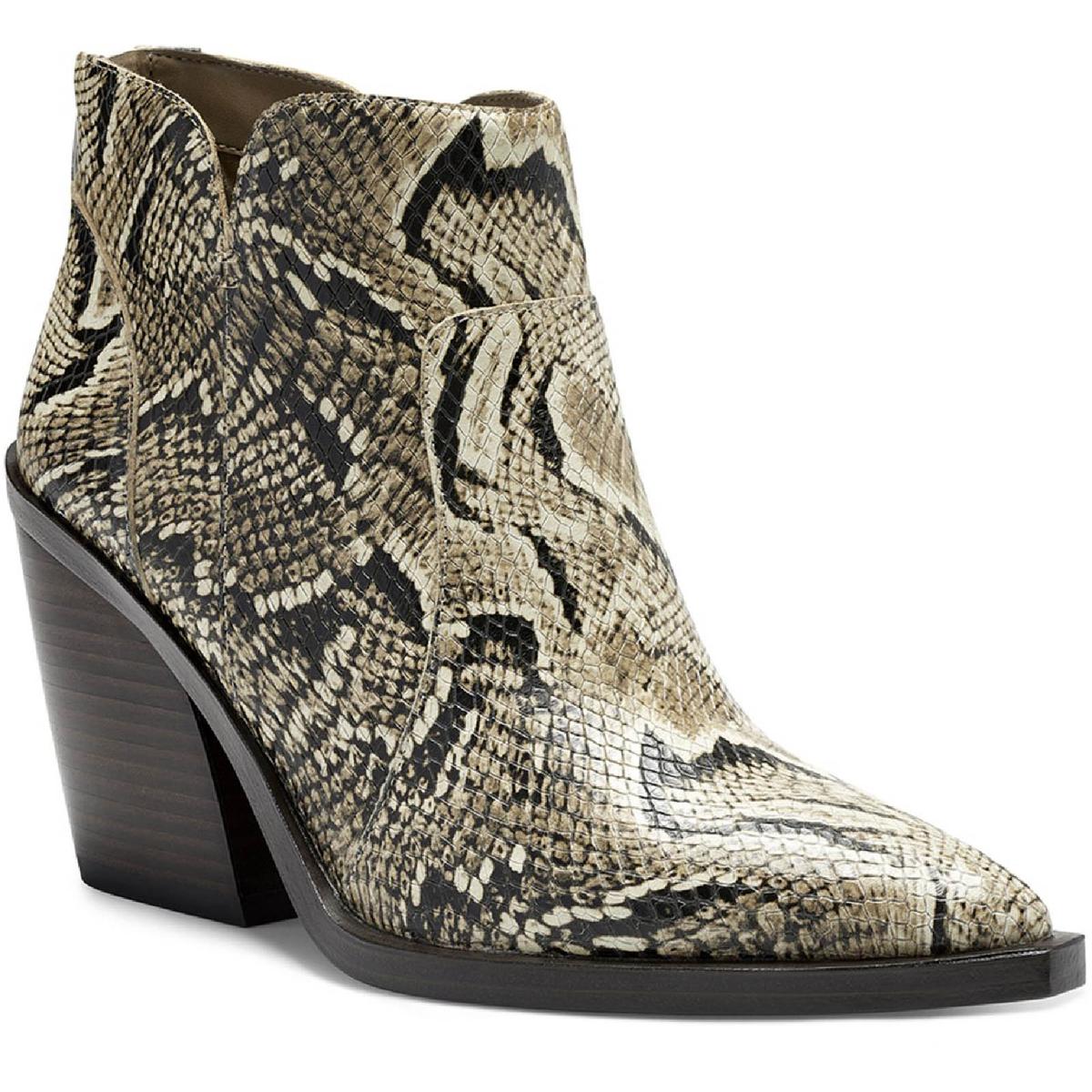 Gradesha Block Heel Ankle Boots