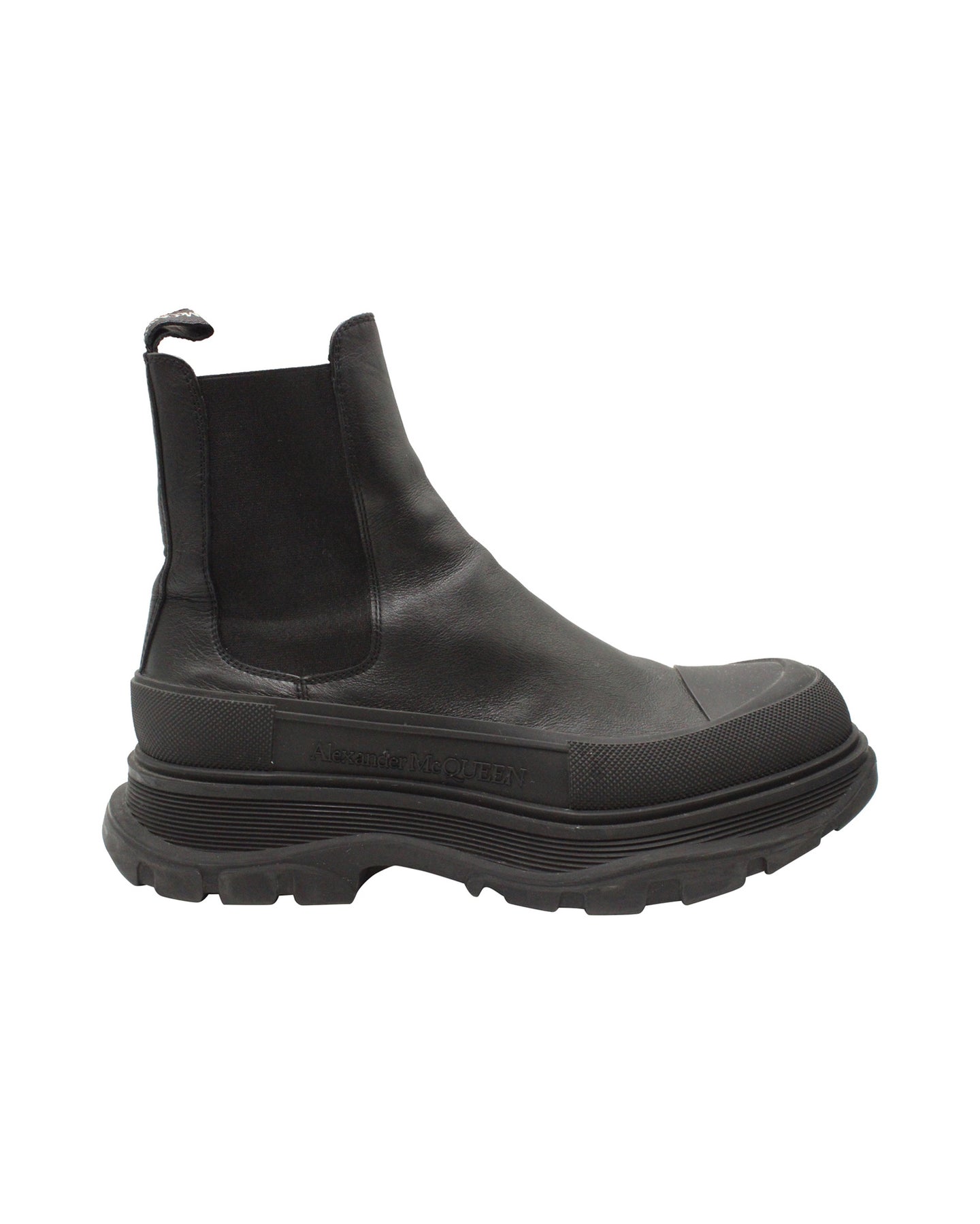 Alexander McQueen Tread Slick Chelsea Boots in Black Leather 7748865556540