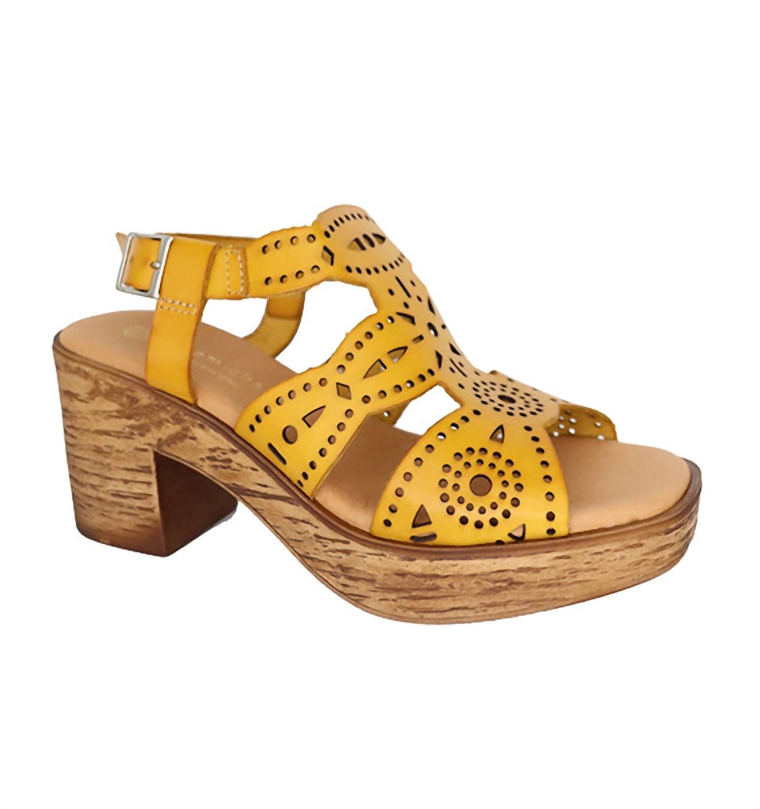 Whitney Sandals In Yellow