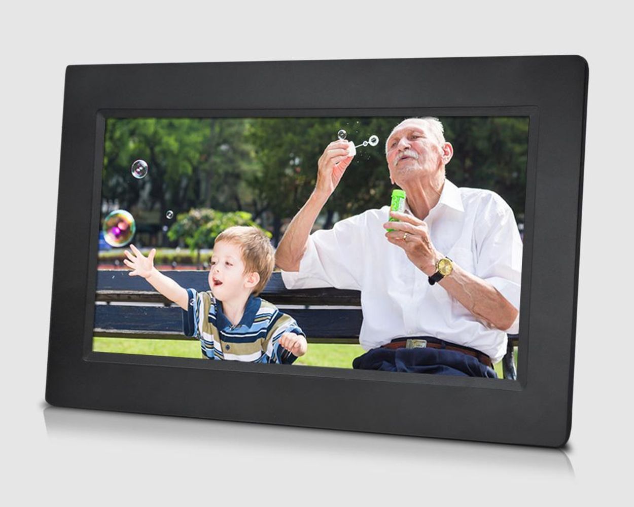 Cloud Digital Photo Frame, 20GB Cloud Storage, Smart App Support
