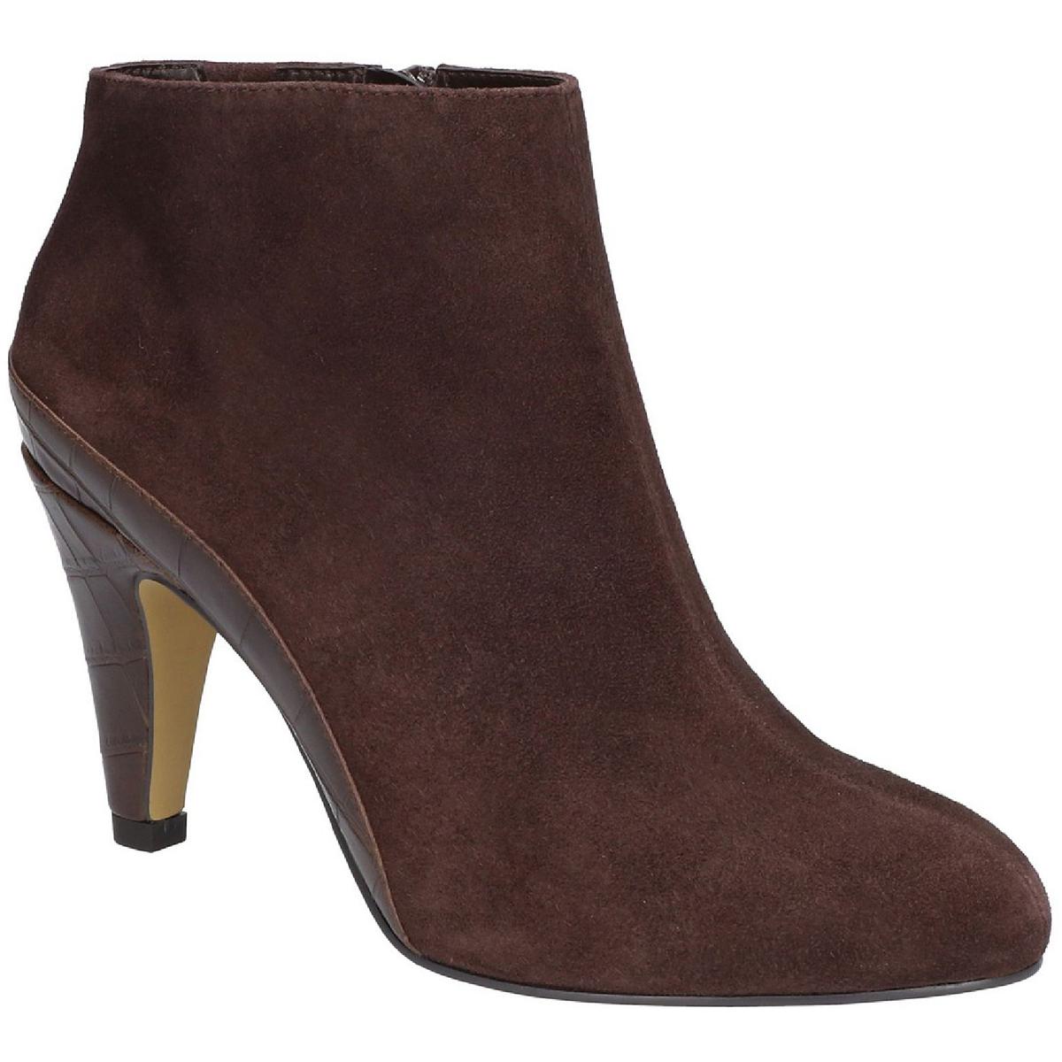 Brennan Suede Round Toe Ankle Boots