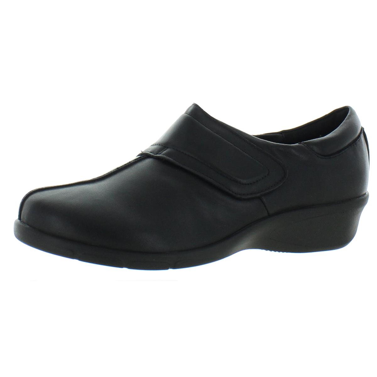 Willa Leather Round Toe Clogs