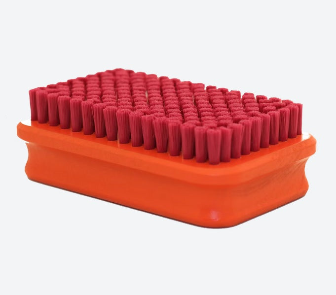 Swix Fine Nylon Rectangular Brush - 2025